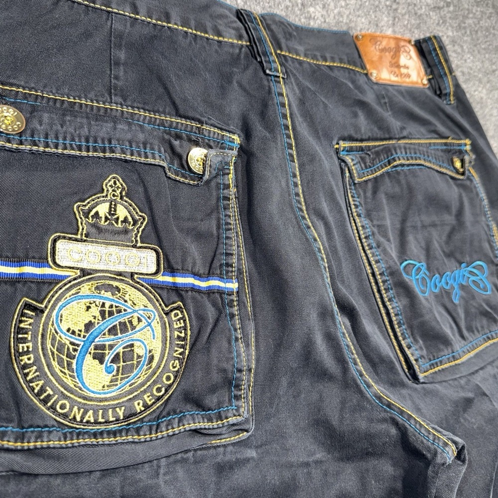 Y2K-era Coogi Australia embroidered cargo shorts blue/yello Stitching Size 36
